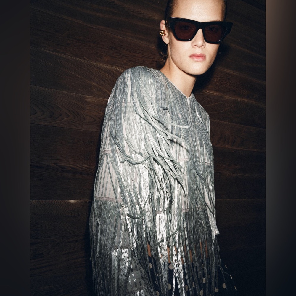 Zara🩶🩶🩶 Fringed Silver Sequin Jacket Size Medium - NWT